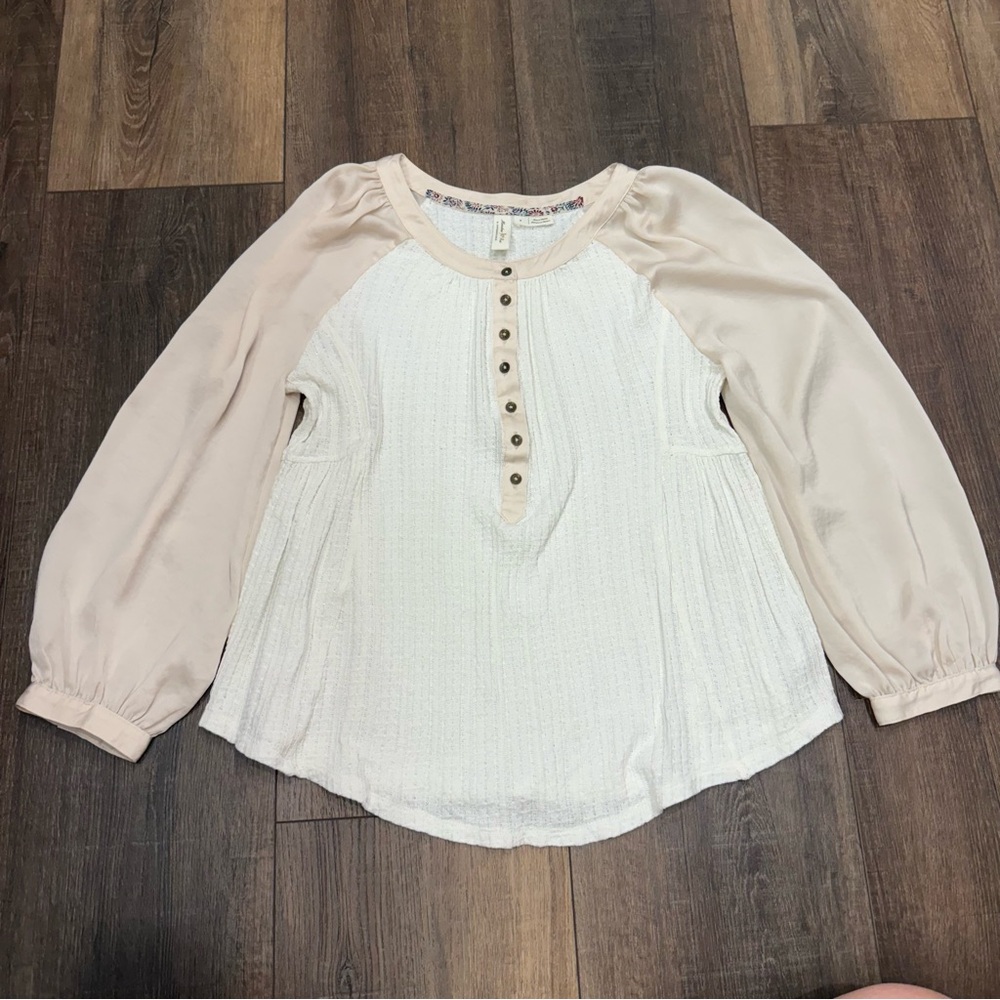 Anthropologie Meadow Rue Kersee Henley Blouse ivory with bishop sleeves small